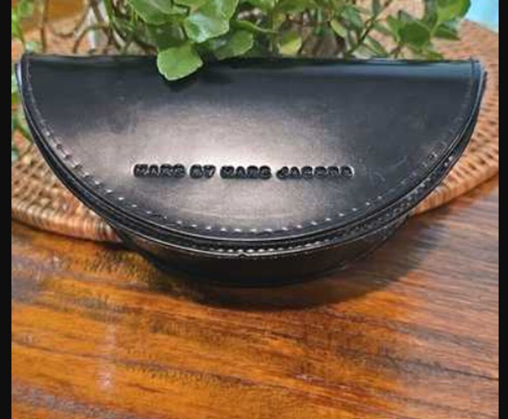Marc By Marc Jacobs Black Half Moon Eye Glass Sun Glass Case